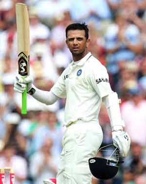 RAHUL DRAVID holding a bat